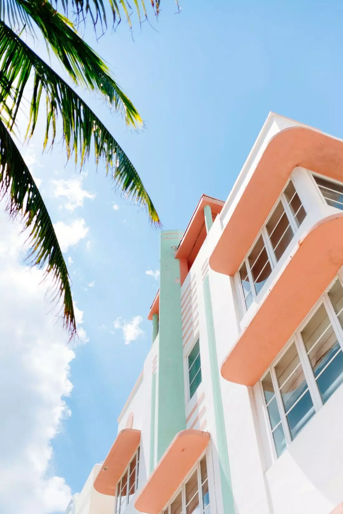 Kolorowe domy przy promenadzie
w Miami