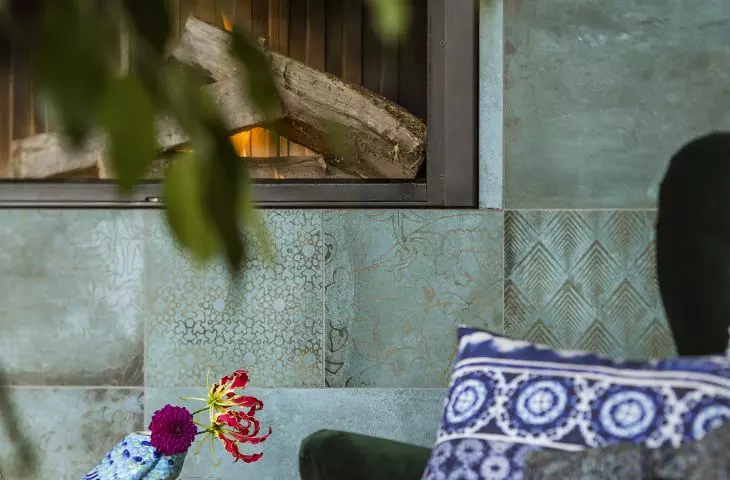 Detail - living room