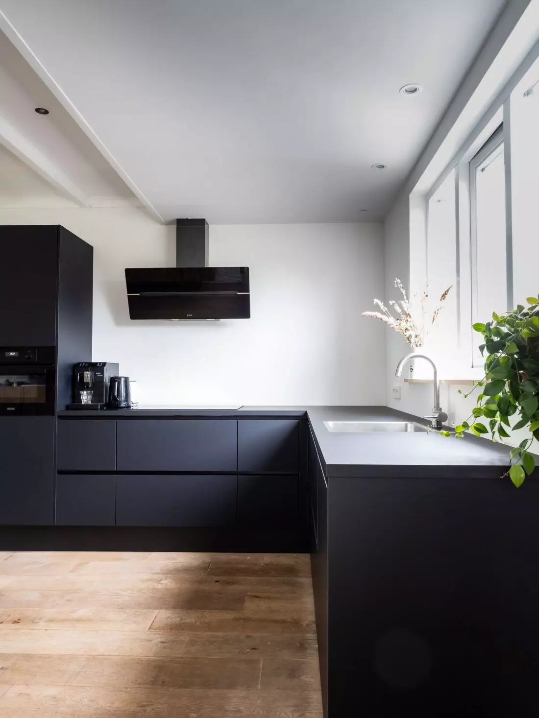 Meblom możemy nadać wybrane
wykończenie 