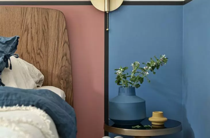 bedroom detail
