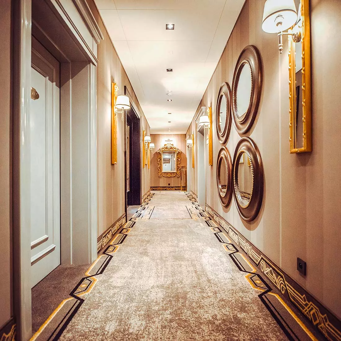 Hotel Bachleda,
korytarz