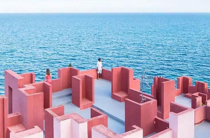 La Muralla Roja