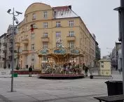 Rynek Łazarski w Poznaniu po przebudowie, proj. APA Jacek Bułat