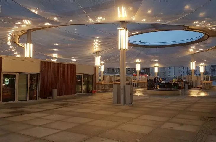 Rynek Łazarski w Poznaniu po przebudowie, proj. APA Jacek Bułat