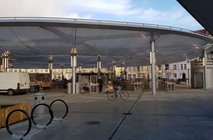 Lazarski Market in Poznan after reconstruction, proj. by APA Jacek Bulat