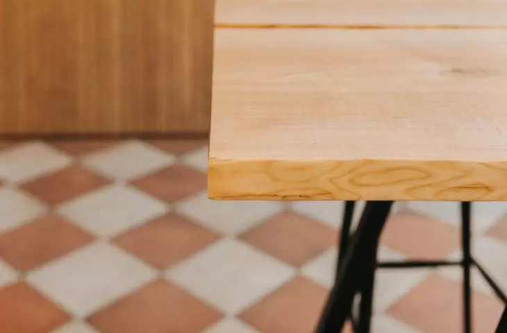 Fragment of a food sharing table