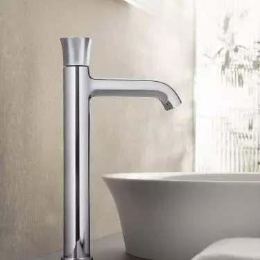 White Tulip bathroom faucets by Duravit