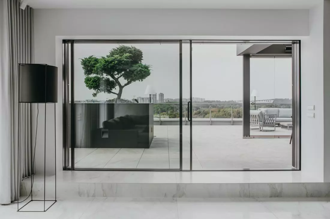 © REYNAERS ALUMINIUM