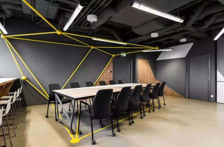 Projekt aranżacji wnętrz biura Brain Embassy w Warszawie