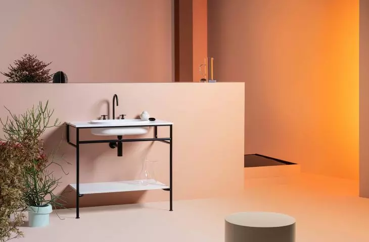 Rise - design by Zaven Konsola z blatem z Cristalplant Biobased; zintegrowana owalna umywalka