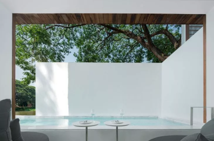 Little Shelter Hotel