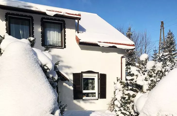 Nineteenth-century house with new solutions