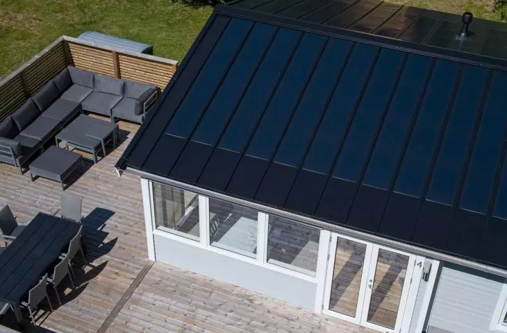 Roofing full of energy with Lindab SolarRoofTM