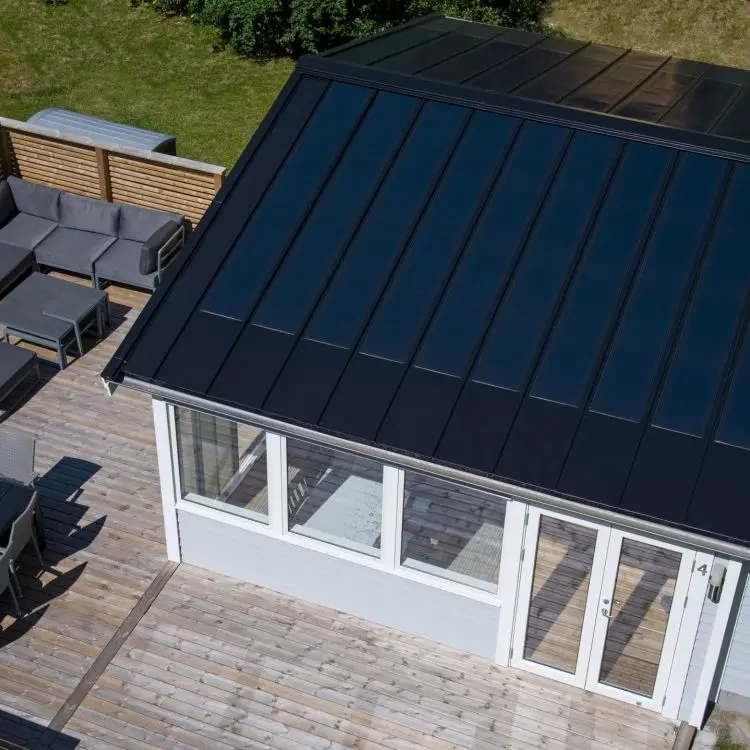 Roofing full of energy with Lindab SolarRoofTM