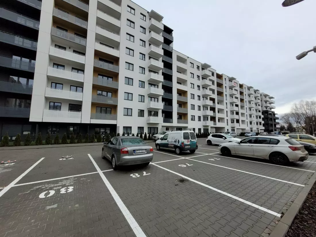 miejsca parkingowe bez dostępu do drogi