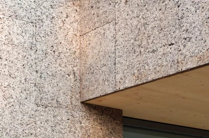 Dom z korka