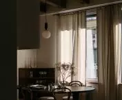 klimatyczne wnętrze minimalistycznego apartamentu