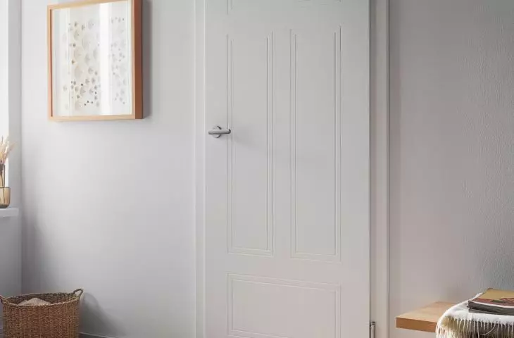 The ornamentation in Fresto models refers to simple, deep milling