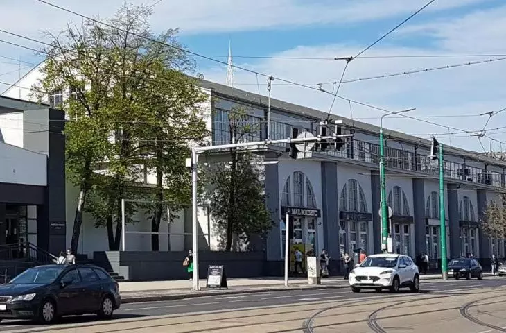 MTP Hall No. 2, view from Glogowska Street, current state (spring 2021).