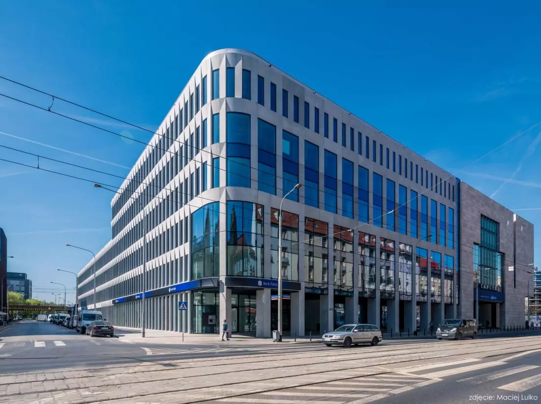 Budynek biurowo-usługowy Retro Office House, proj.: Kuryłowicz & Associates