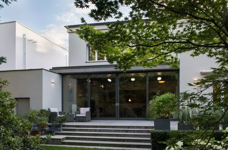 Single-family houses in the Grunwald estate - from the garden side