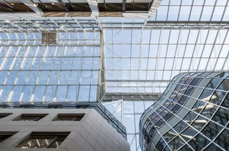 SAS headquarters, Frösundavik, Sweden. COOL-LITE XTREME 70/33 glass on DIAMANT glass.