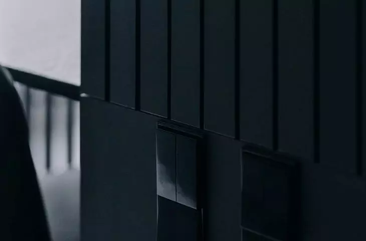 fluted wall detail