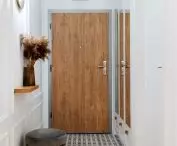 Entrance to the apartment