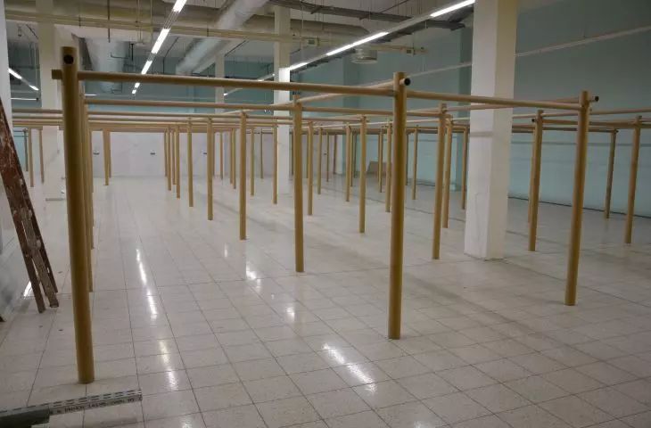 System przegród zbudowany jest z papierowych tulei