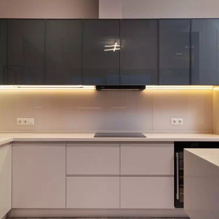 Countertop lighting in a modern kitchen
