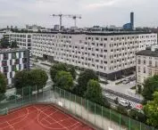 projektanci sięgnęli po znany i sprawdzony typ zabudowy kwartałowej odtwarzając tym samym śródmiejską tkankę