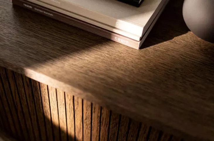 Chest of drawers - detail