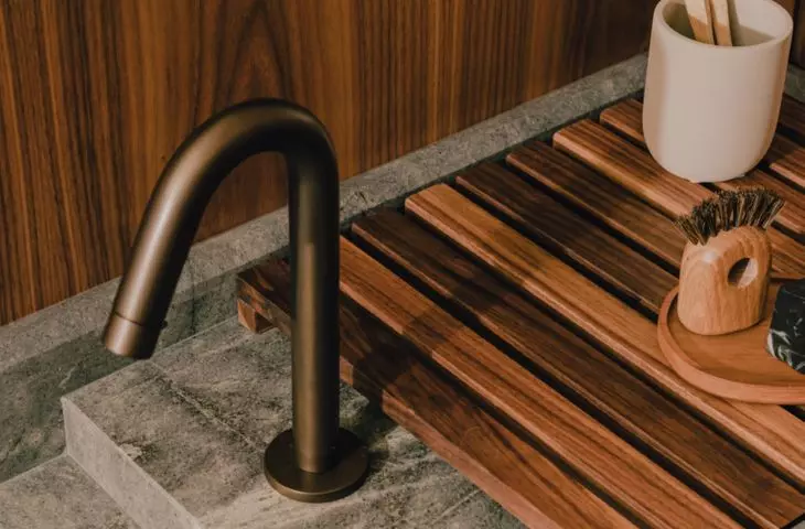 Toilet - detail