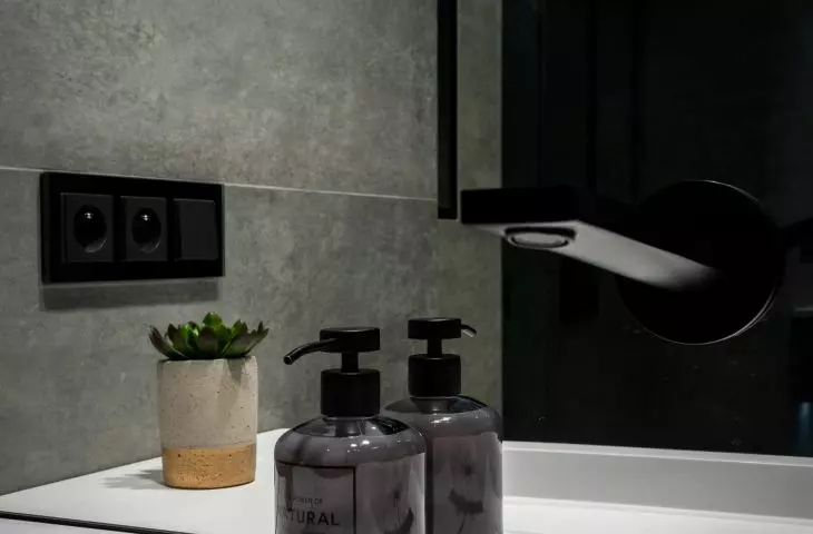 Toilet - detail