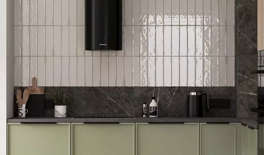 Cylindrical hood black
