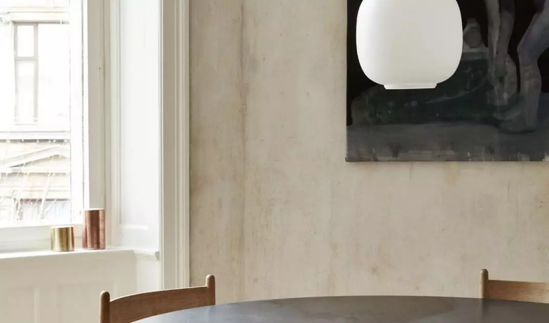 Round table with metal top