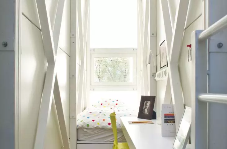 Keret House