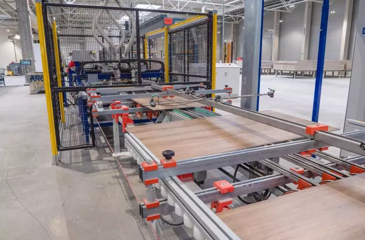 New production line for large-format ceramic tiles