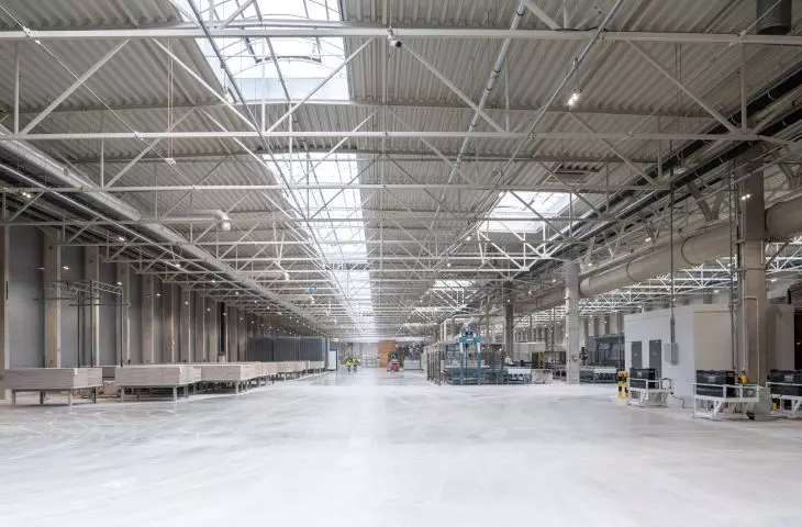 New production line for large-format ceramic tiles