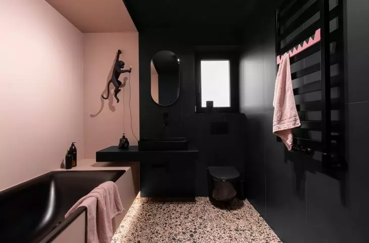 Toilet with monkey