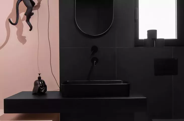 Toilet with monkey