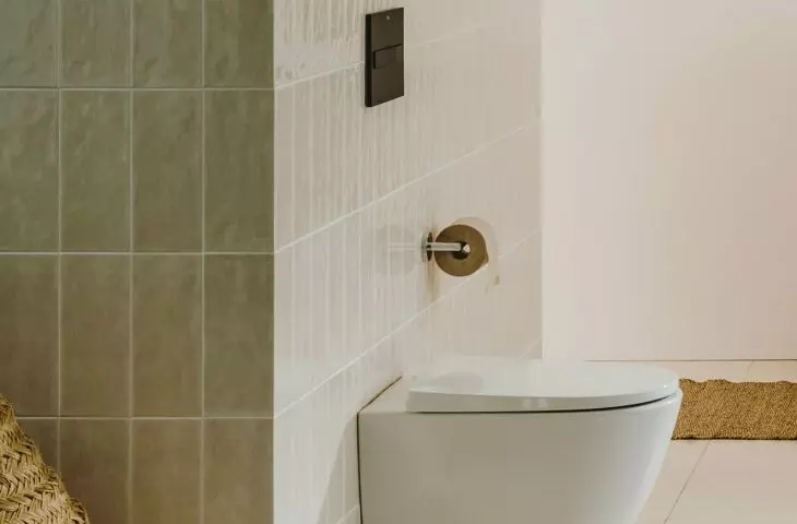 bathroom ONA