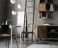 Krzesło z kolekcji Moth i lampy Bright Spot – biuro
