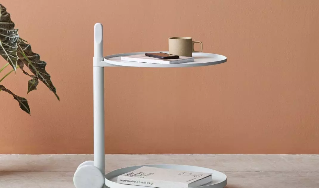 Table on wheels