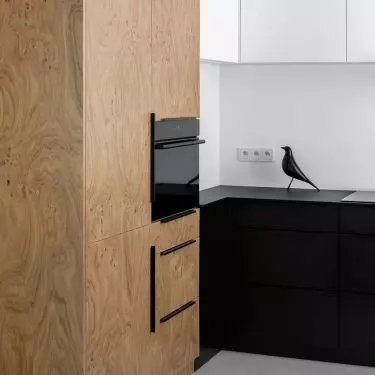 wooden accent in the kitchen