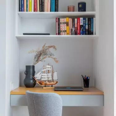 Bedroom - desk