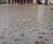 Plac Kolegiacki w Poznaniu po przebudowie - III/IV 2022 r.