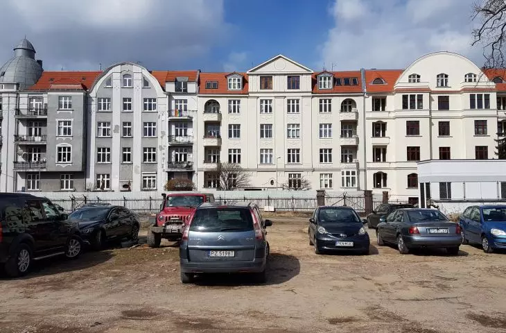 Dawna fabryka Modena, Poznań - przygotowania do inwestycji, IV 2022