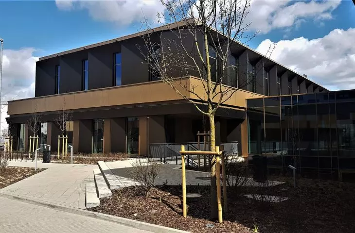 Collegium Pharmaceuticum Uniwersytetu Medycznego, Poznań, proj. Rysy Architekci