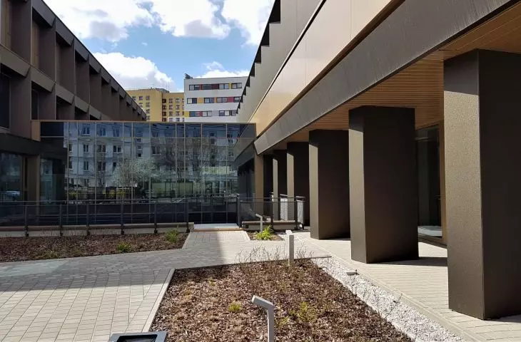 Collegium Pharmaceuticum Uniwersytetu Medycznego, Poznań, proj. Rysy Architekci